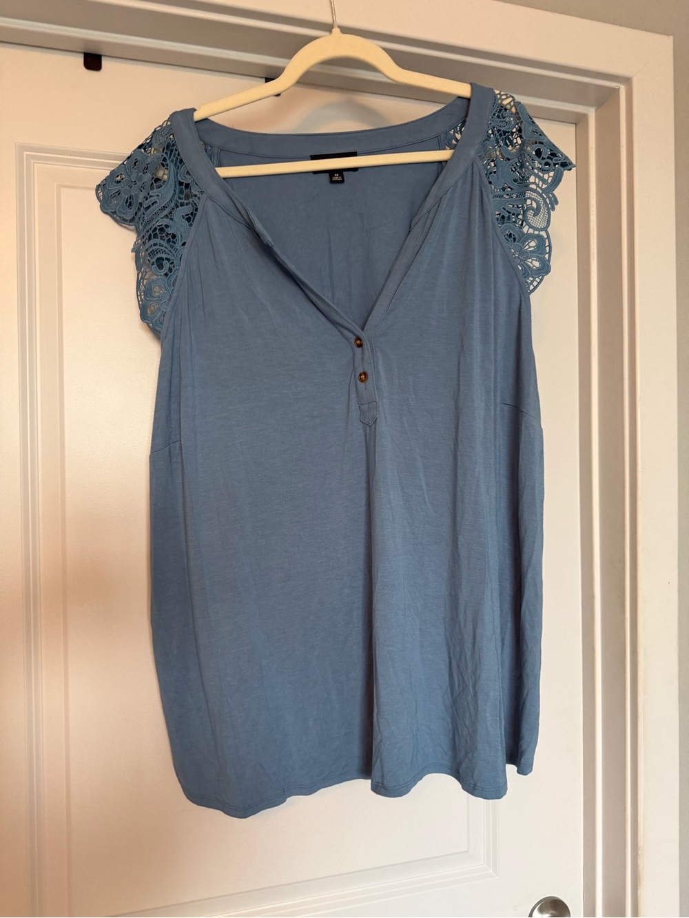 Fortune + Ivy Blue Lace Shoulder Henley Top 3X Stitch Fix